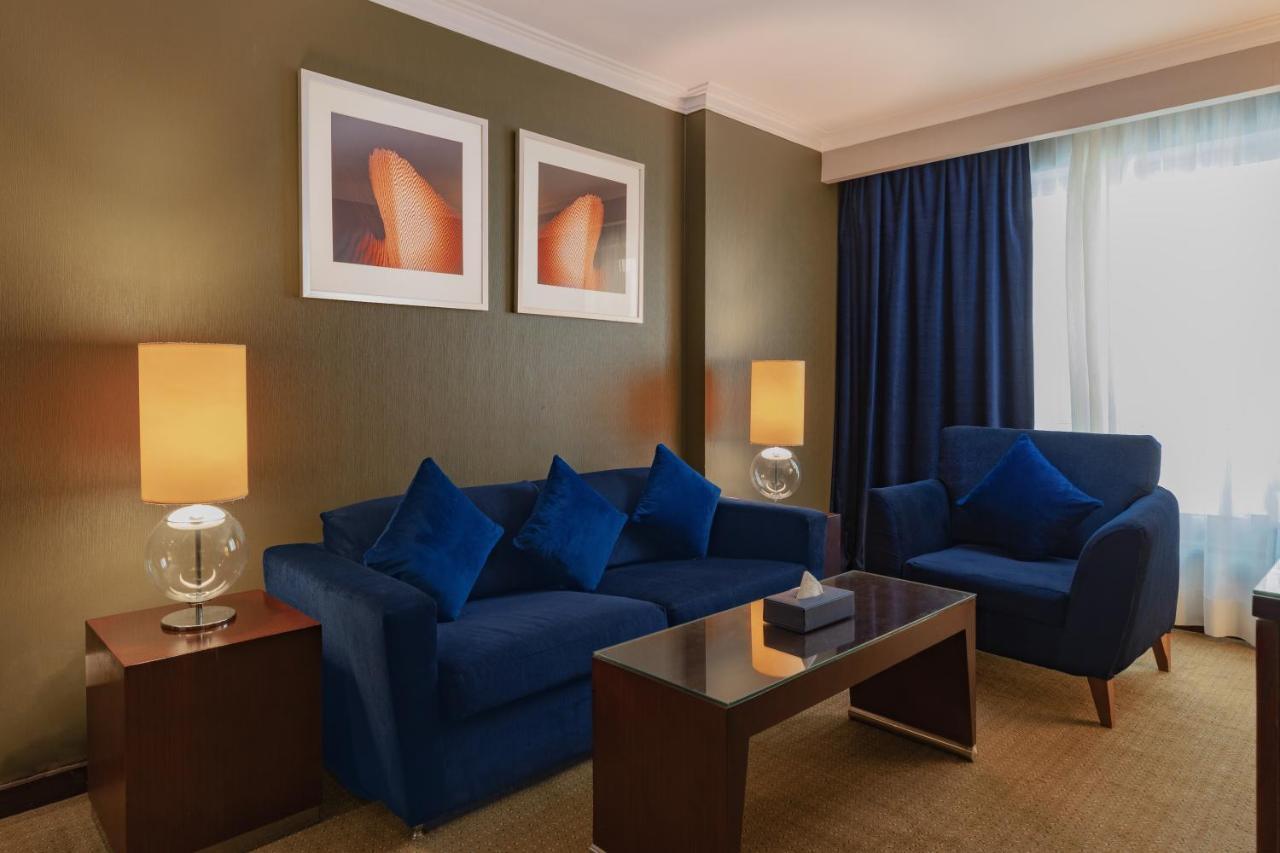 Radisson Blu Hotel, Cairo Heliopolis Екстериор снимка