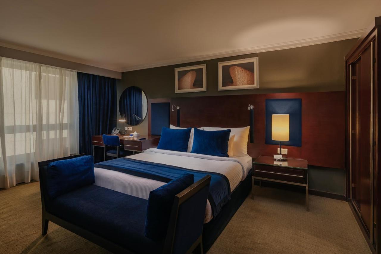 Radisson Blu Hotel, Cairo Heliopolis Екстериор снимка