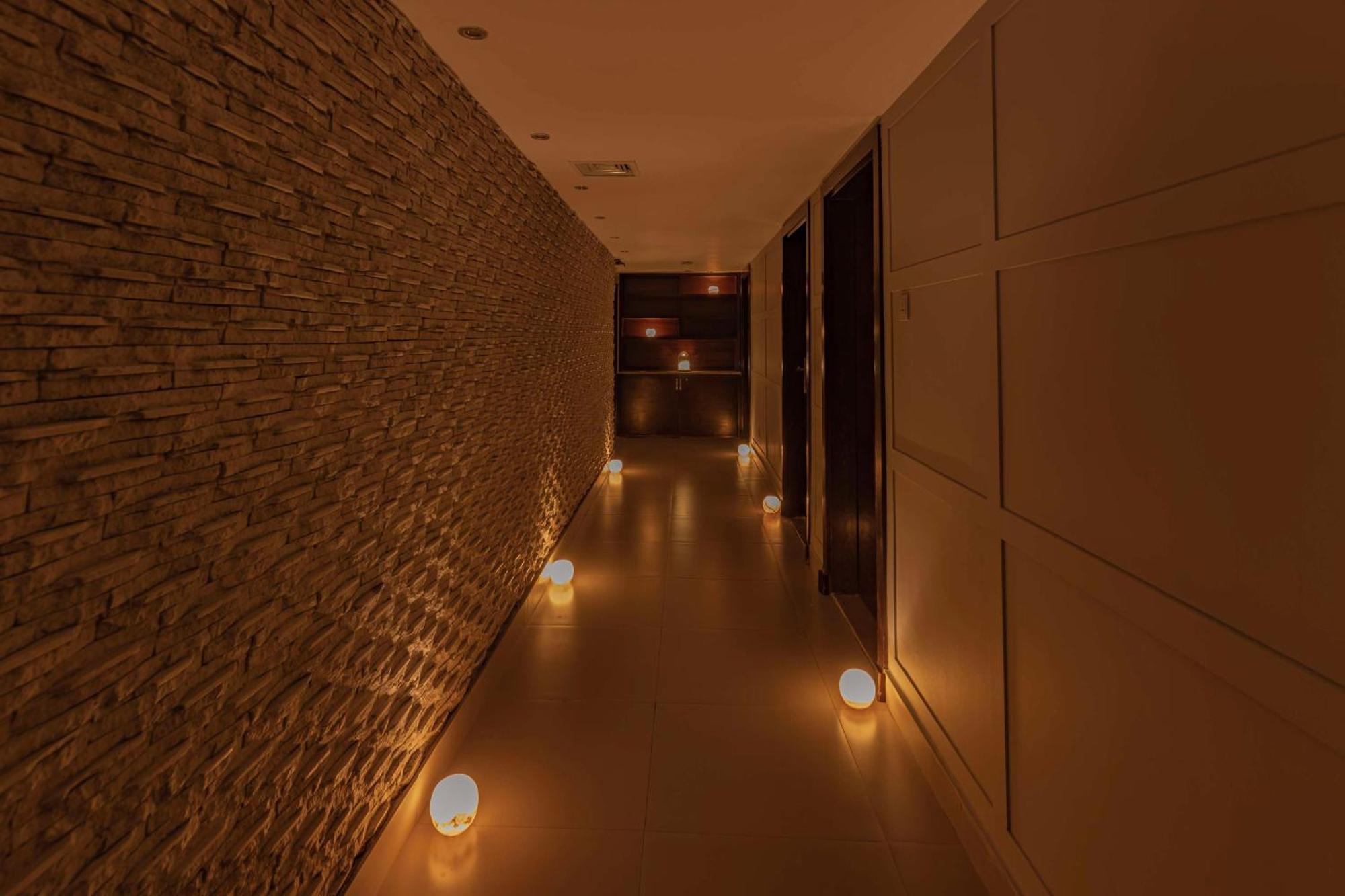 Radisson Blu Hotel, Cairo Heliopolis Екстериор снимка