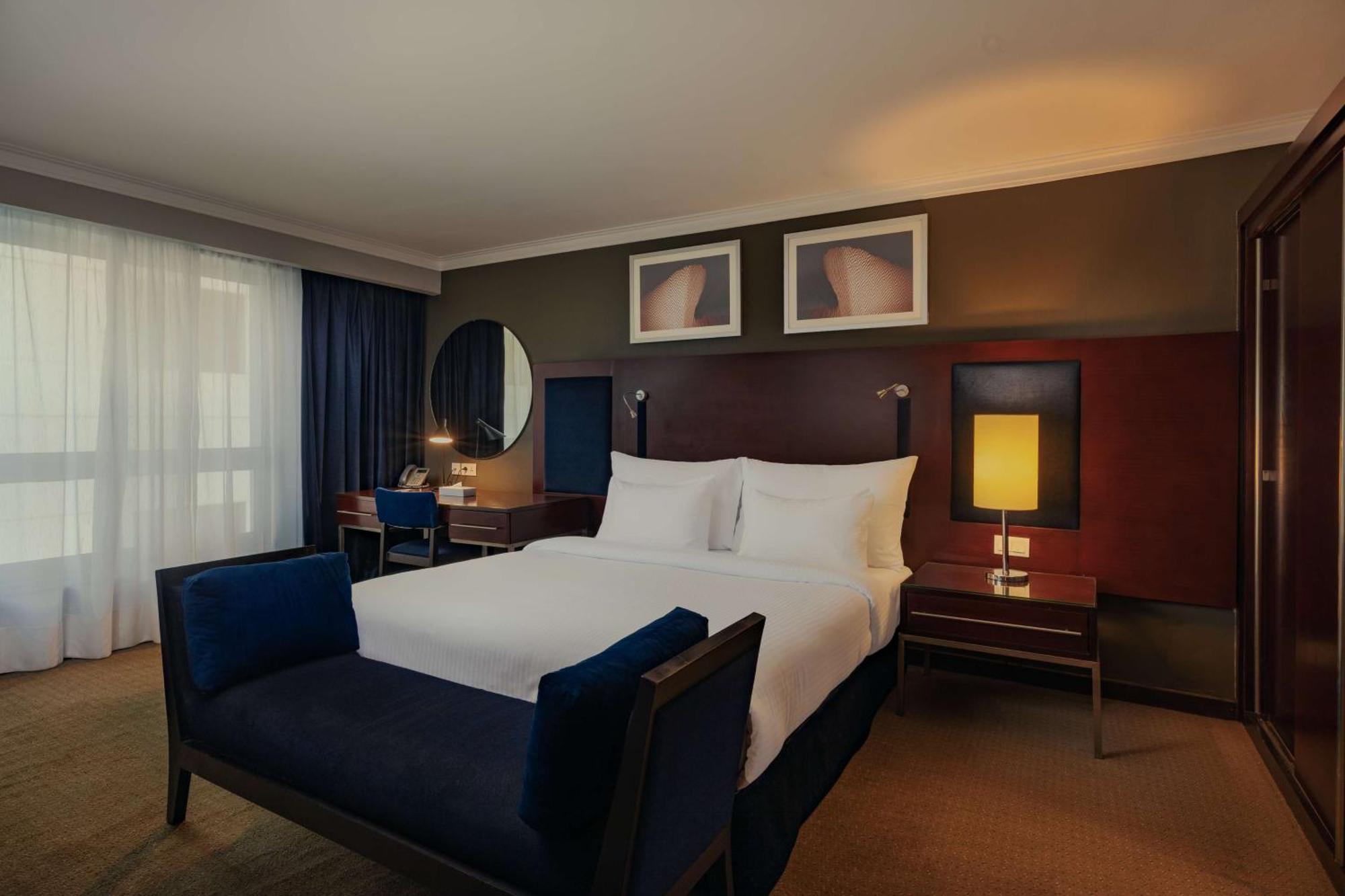 Radisson Blu Hotel, Cairo Heliopolis Екстериор снимка