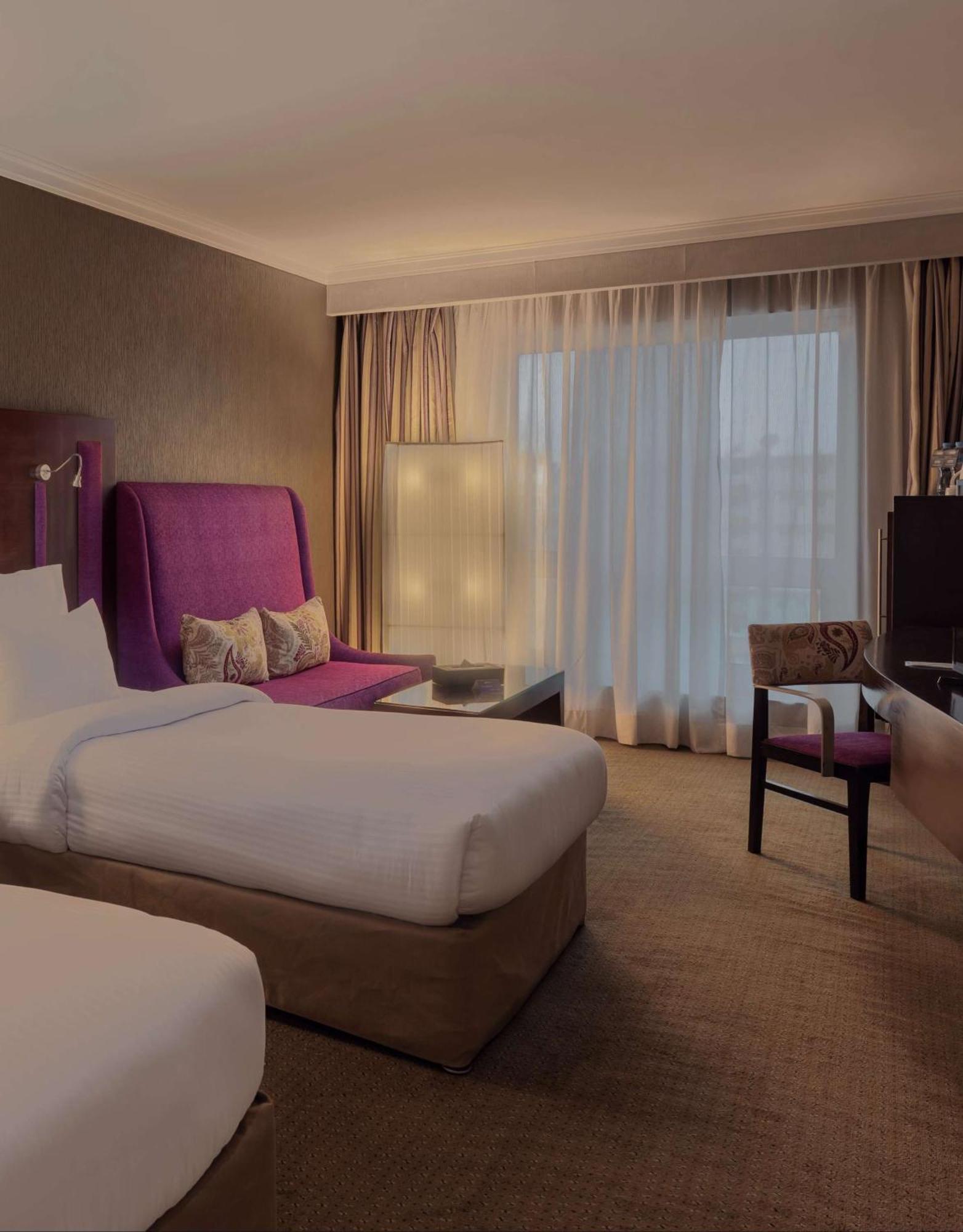 Radisson Blu Hotel, Cairo Heliopolis Екстериор снимка
