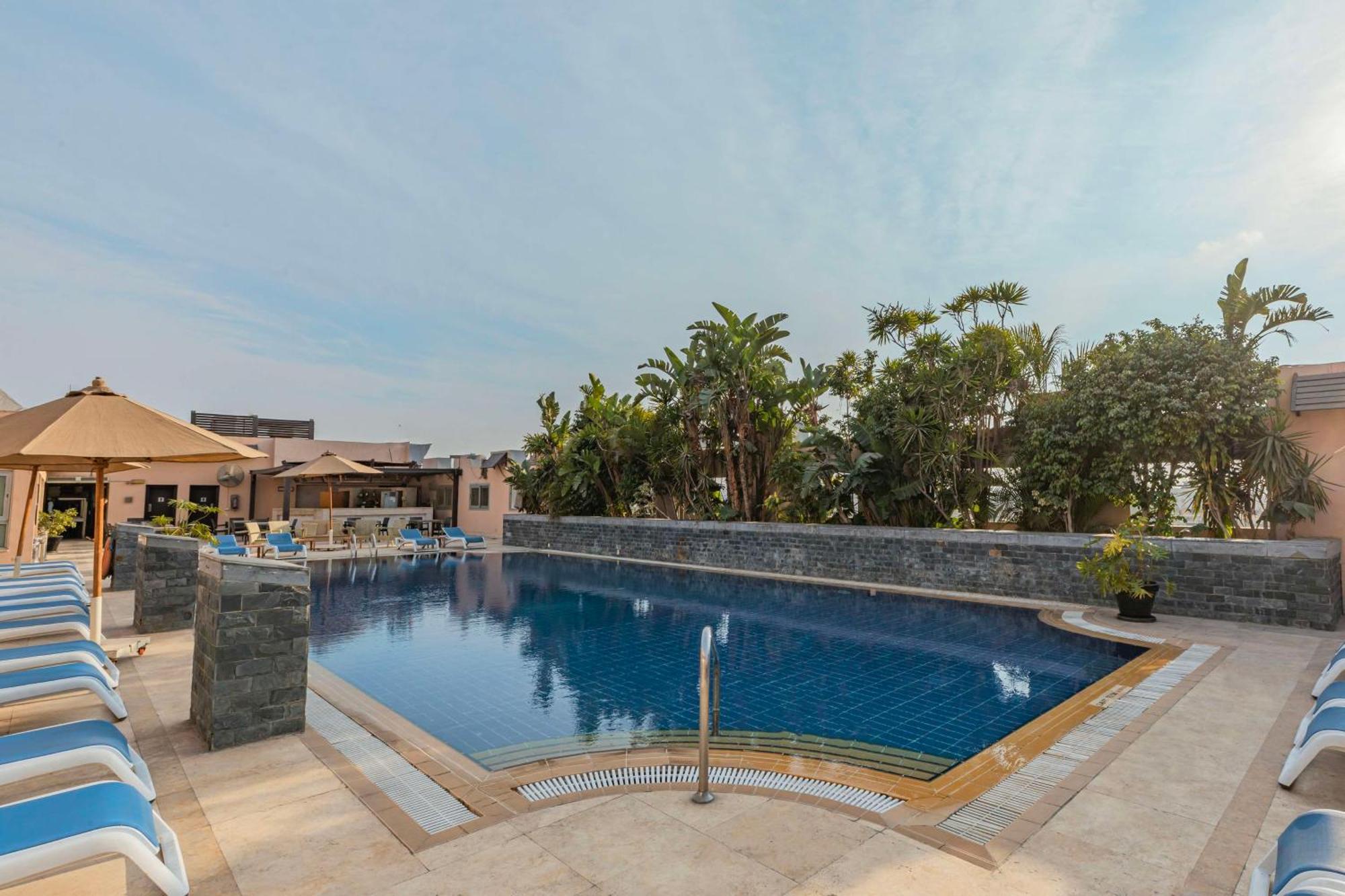 Radisson Blu Hotel, Cairo Heliopolis Екстериор снимка